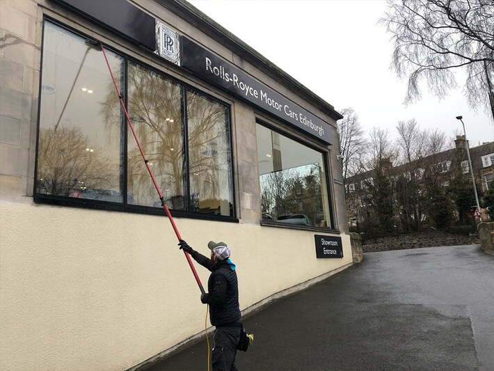 Window cleaning Edinburgh